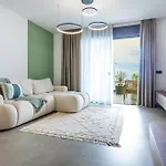 Apartment Fantastico Con Vistas En *